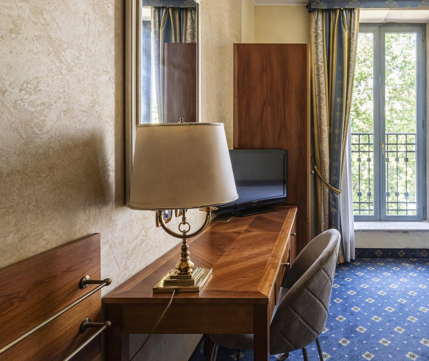 Boutique Hotel Dieci Milan Exterior photo