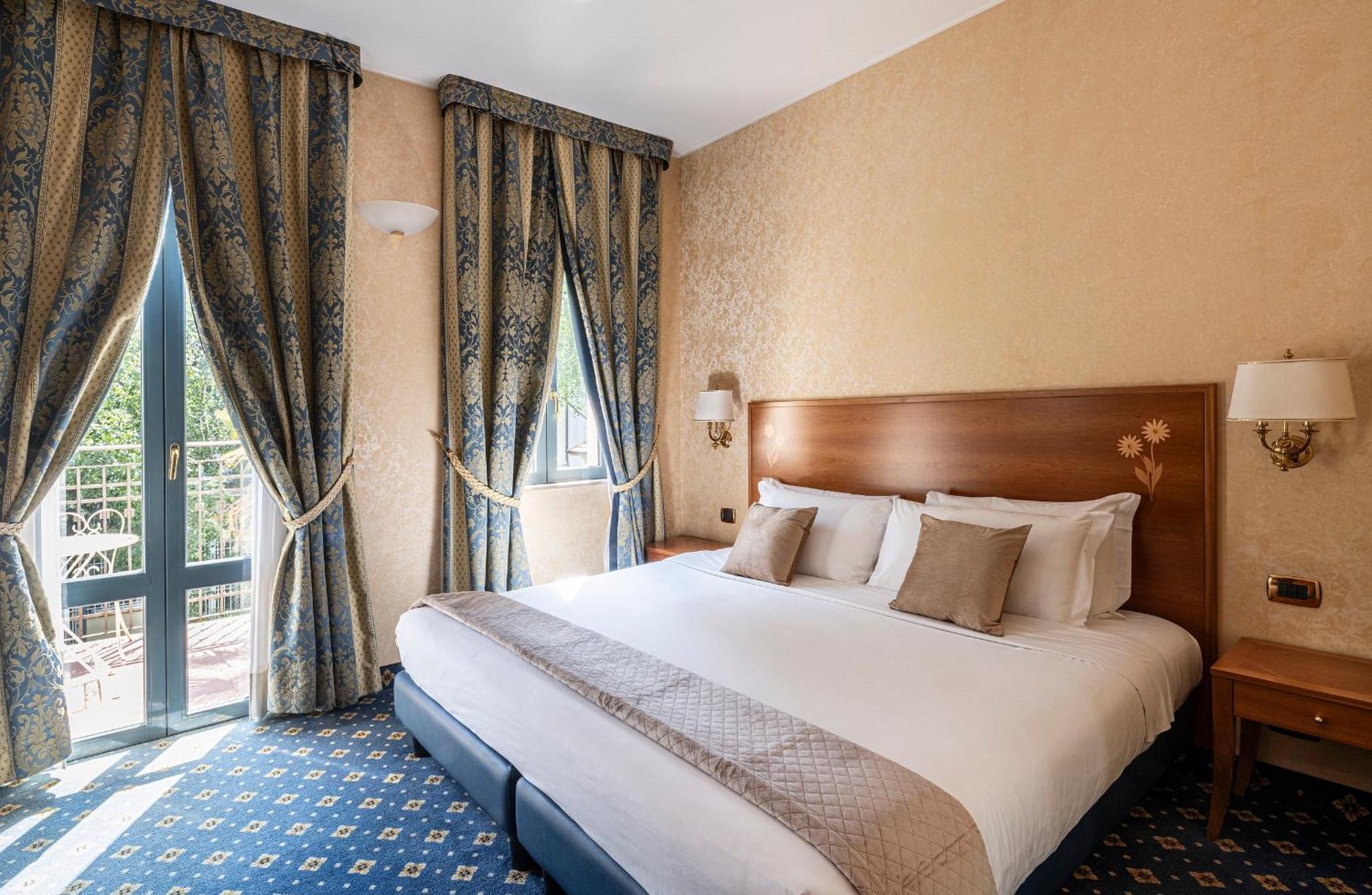 Boutique Hotel Dieci Milan Exterior photo