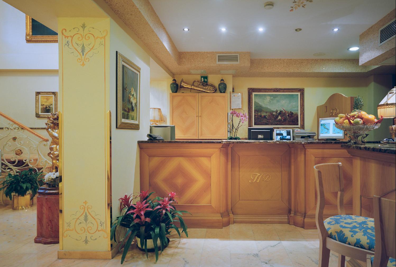 Boutique Hotel Dieci Milan Exterior photo